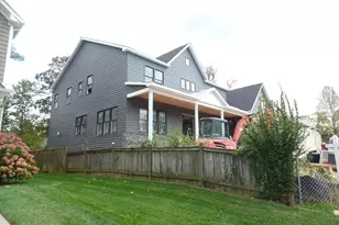 7631 Lisle Ave, Falls Church, VA 22043 - Photo 3