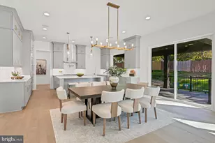 9205 Franks Pt Ln, Lorton, VA 22079 - Photo 9