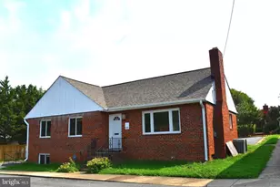 4119 Chatelain Rd, Annandale, VA 22003 - Photo 1