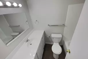 8006 Chanute Pl, Falls Church, VA 22042 - Photo 9