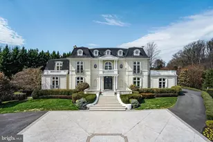 8023 Georgetown Pike, McLean, VA 22102 - Photo 1