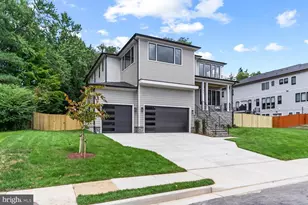 501 Yeonas Dr SW, Vienna, VA 22180 - Photo 1