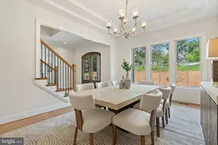 3006 Weber Pl, Oakton, VA 22124 - Photo 7