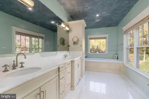 833 Herbert Springs Rd, Alexandria, VA 22308 - Photo 19