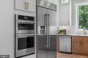 3418 Arnold Ln, Falls Church, VA 22042 - Photo 19