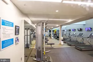 8360 Greensboro Dr, McLean, VA 22102 - Photo 59