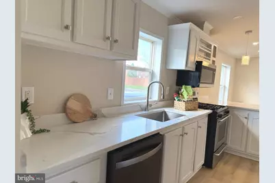 14517 Braniff Circle, Chantilly, VA 20151 - Photo 5