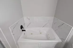 8183 Carnegie Hall Ct, Vienna, VA 22180 - Photo 11