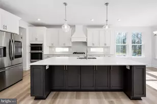 8757 Southern Oaks Pl, Lorton, VA 22079 - Photo 13