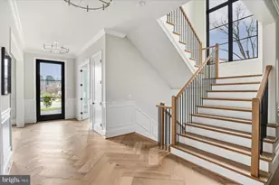 5908 Calla Dr, McLean, VA 22101 - Photo 3