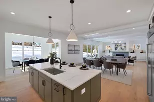 8920 Walker St, Fairfax, VA 22032 - Photo 11