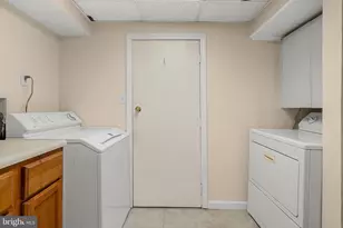 5604 Edgemont Dr, Alexandria, VA 22310 - Photo 33