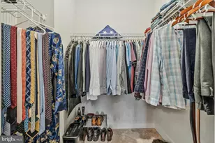 13240 Lake Woodland Way, Herndon, VA 20171 - Photo 23