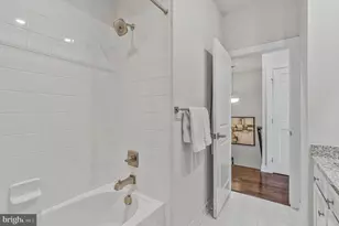 13240 Lake Woodland Way, Herndon, VA 20171 - Photo 33