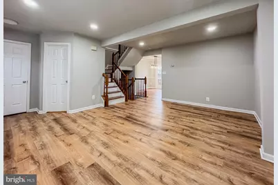 6337 Littlefield Court, Centreville, VA 20121 - Photo 3