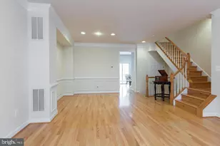 8857 Ashgrove House Ln, Vienna, VA 22182 - Photo 9