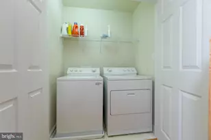 8857 Ashgrove House Ln, Vienna, VA 22182 - Photo 21