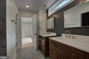 10124 Wendover Dr, Vienna, VA 22181 - Photo 43