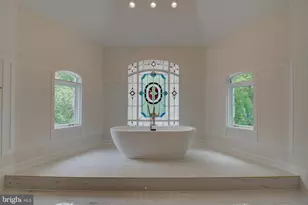 10124 Wendover Dr, Vienna, VA 22181 - Photo 33