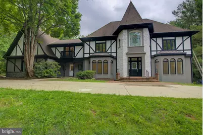 10124 Wendover Drive, Vienna, VA 22181 - Photo 1