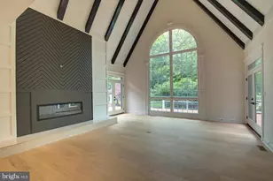 10124 Wendover Dr, Vienna, VA 22181 - Photo 5