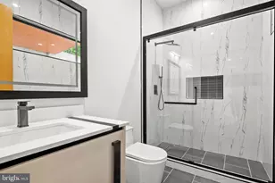 1205 Crest Ln, McLean, VA 22101 - Photo 39