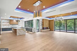 1205 Crest Ln, McLean, VA 22101 - Photo 3