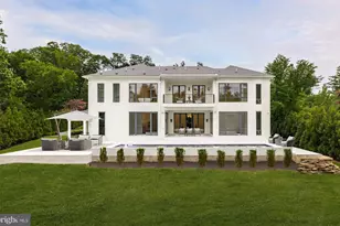 1102 Chain Bridge Rd, McLean, VA 22101 - Photo 11