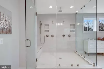 6654 Chilton Court, McLean, VA 22101 - Photo 55