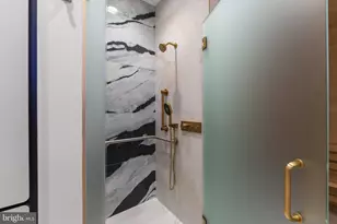 1632 Chain Bridge Rd, McLean, VA 22101 - Photo 57