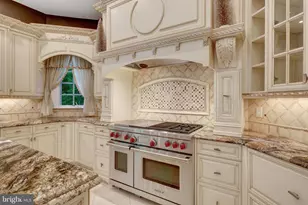 860 Nicholas Run Dr, Great Falls, VA 22066 - Photo 73