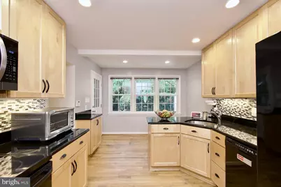 6613 Kerns Road, Falls Church, VA 22042 - Photo 11