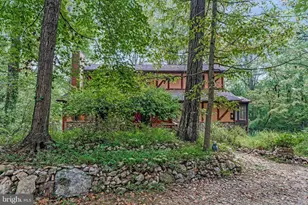 10400 Hampton Rd, Fairfax Station, VA 22039 - Photo 7