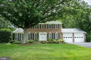 1197 Winter Hunt Rd, McLean, VA 22102 - Photo 1