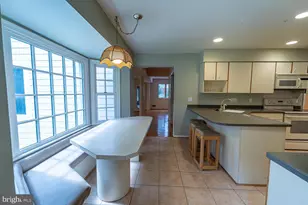 1197 Winter Hunt Rd, McLean, VA 22102 - Photo 11