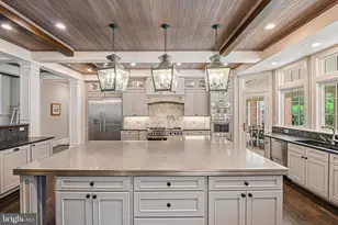 11100 Kings Cavalier Ct, Oakton, VA 22124 - Photo 39