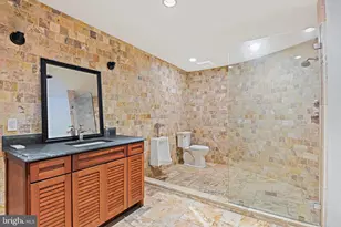 11100 Kings Cavalier Ct, Oakton, VA 22124 - Photo 129