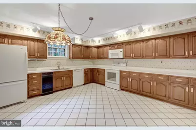 1468 Highwood Drive, McLean, VA 22101 - Photo 9