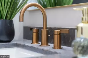 7049 Liberty Ln, McLean, VA 22101 - Photo 55