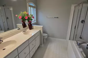 5019 Village Fountain Pl, Centreville, VA 20120 - Photo 17