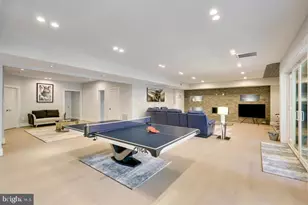 9604 Pembroke Pl, Vienna, VA 22182 - Photo 43