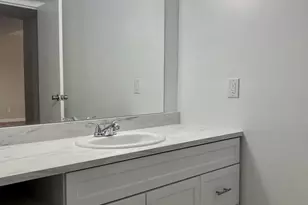 2647 Redcoat Dr, Alexandria, VA 22303 - Photo 9