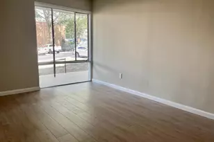 2647 Redcoat Dr, Alexandria, VA 22303 - Photo 5