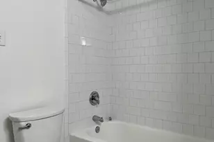 2647 Redcoat Dr, Alexandria, VA 22303 - Photo 7