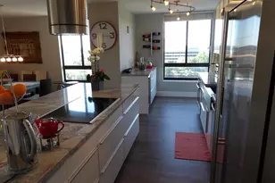 1800 Old Meadow Rd, McLean, VA 22102 - Photo 9