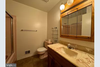 [Address not provided], Fairfax, VA 22032 - Photo 17