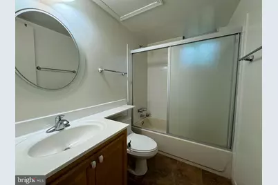 [Address not provided], Fairfax, VA 22032 - Photo 19