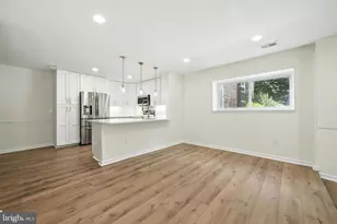 3814 Persimmon Cir, Fairfax, VA 22031 - Photo 13