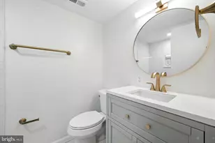 3814 Persimmon Cir, Fairfax, VA 22031 - Photo 19