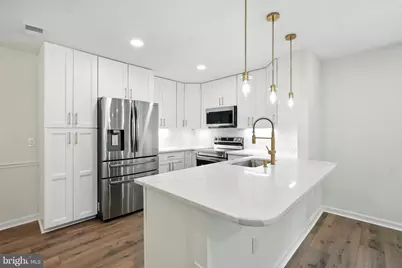 3814 Persimmon Circle, Fairfax, VA 22031 - Photo 5